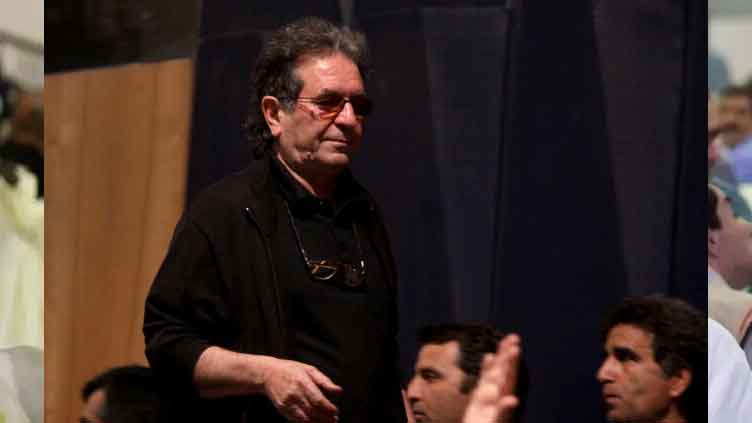 Prominent Iranian director Dariush Mehrjui stabbed to death