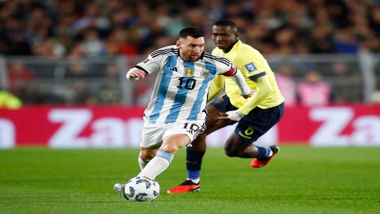 Messi double gives Argentina 2-0 win over Peru