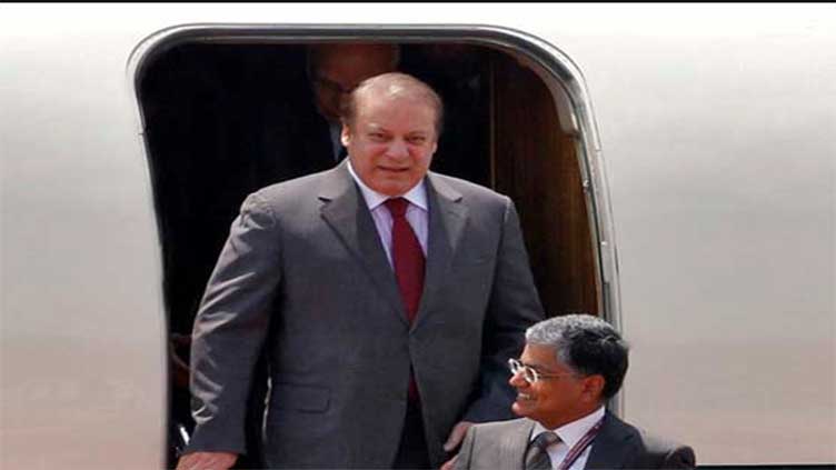 Ex-premier Nawaz Sharif lands in Pakistan amid tanking economy