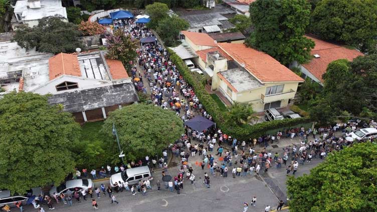 Venezuela primary vote count delayed by server blockage-opposition