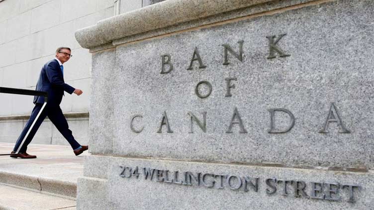 Bank of Canada to leave rates on hold as economy stalls, analysts say