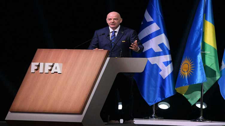 Swiss prosecutors end proceedings against FIFA boss Infantino