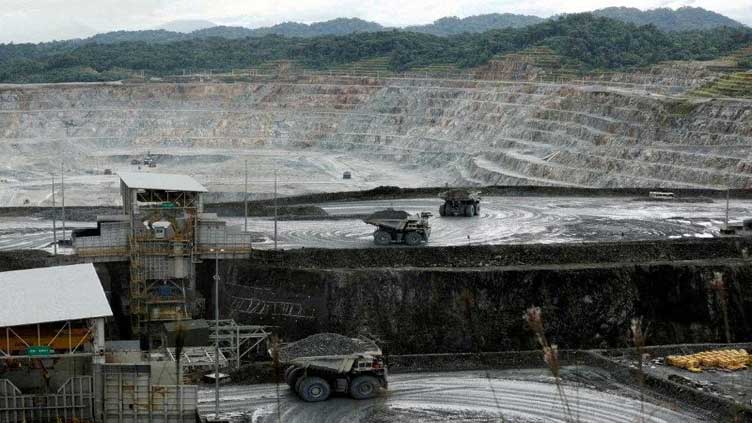 Panama orders halt to new mining projects as street protests grow