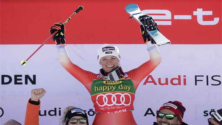 Swiss Gut-Behrami clinches narrow win in giant slalom World Cup opener