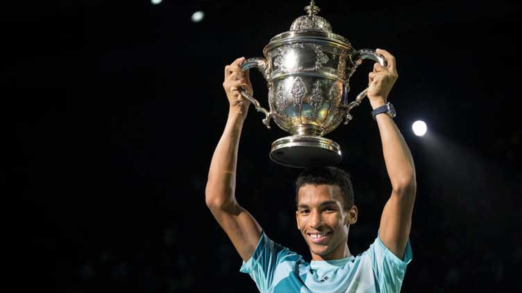 Auger-Aliassime downs Hurkacz to retain Basel title