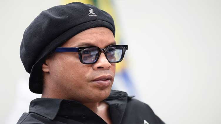 Brazil soccer star Ronaldinho denies ties to company accused of scam