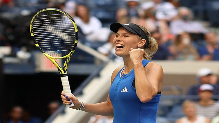 Wozniacki wins battle of comeback queens to reach U.S. Open fourth round