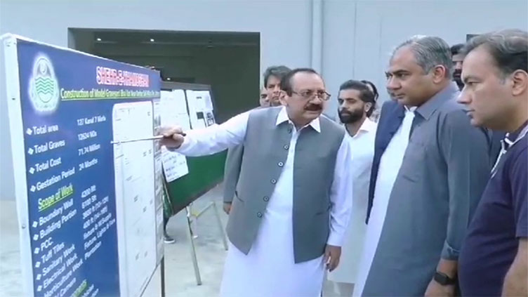 CM reviews burial facilities at 'Shehr-e-Khamoshan'