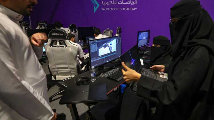 Youthful, gaming-obsessed Saudi seeks homegrown hit