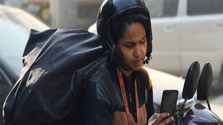 India's women gig workers organise with WhatsApp, secret meetings