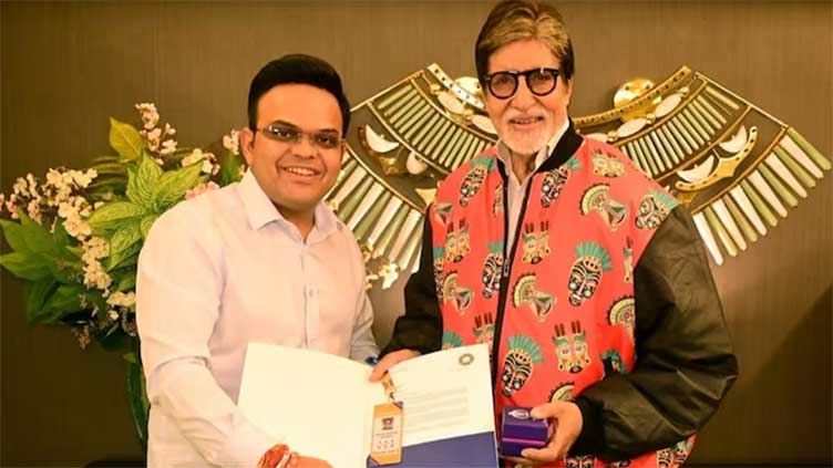 Amitabh Bachchan gets 'golden ticket' of Cricket World Cup 2023