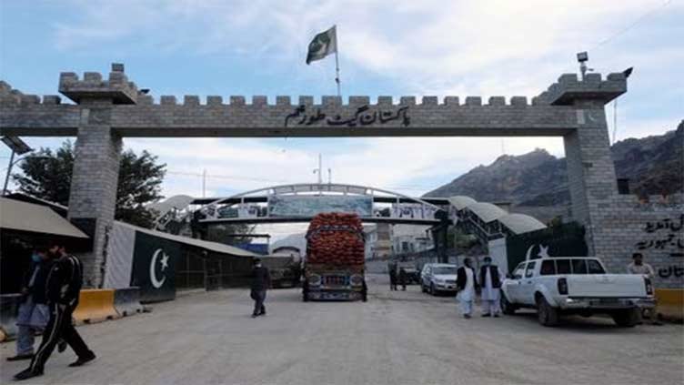 Main Pakistan-Afghan border crossing closed for second day after clashes