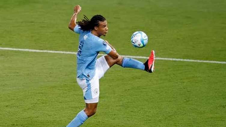 Ake available to play for Dutch in Dublin