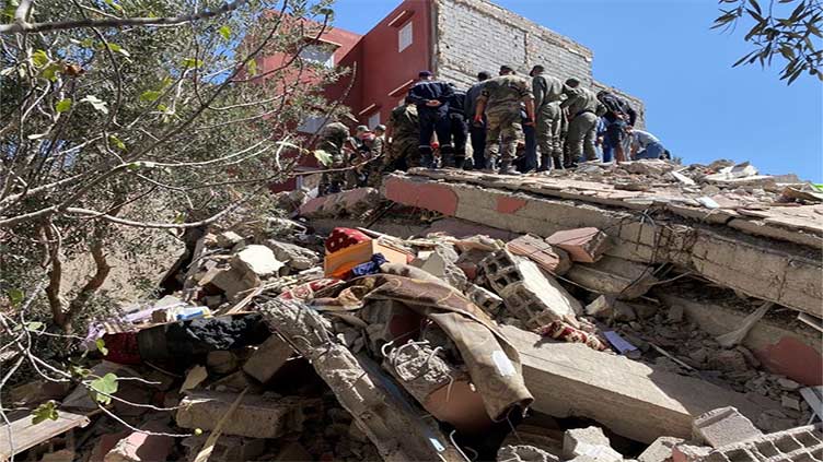 Morocco earthquake kills more than 2,000 people, survivors sleep rough