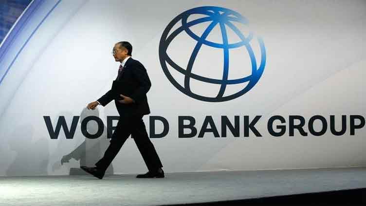 World Bank and Pakistan discuss how to get $2bn funds released
