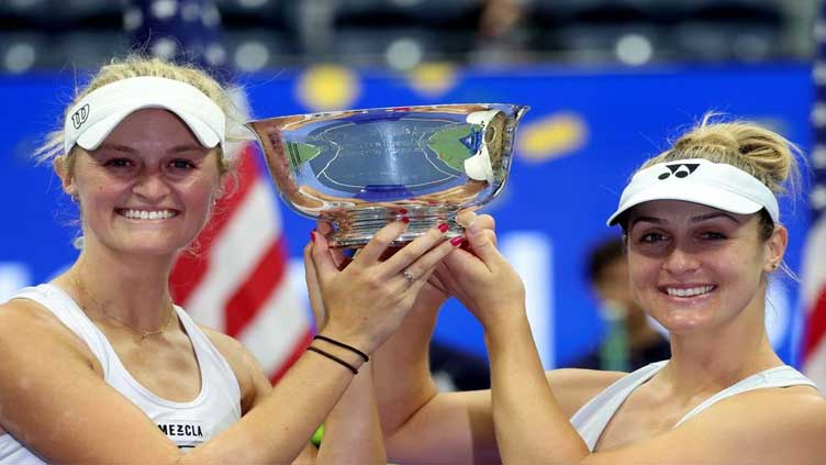 Dabrowski and Routliffe win U.S. Open women's doubles title