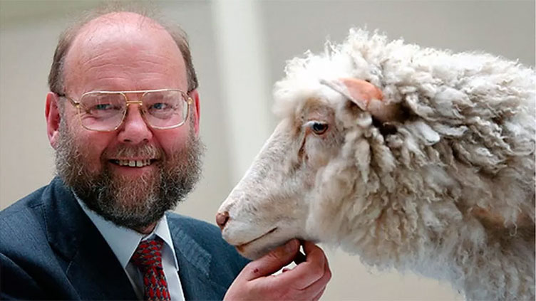 Dolly the sheep creator Ian Wilmut dies aged 79