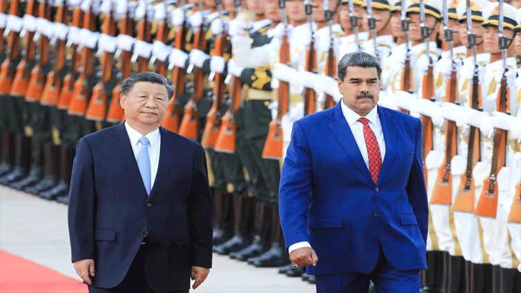 China, Venezuela sign agreements on economy, trade, tourism