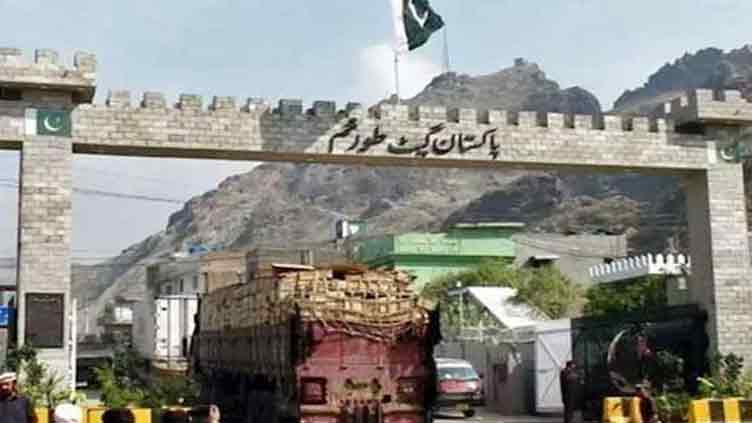 Pak-Afghan authorities reopen Torkham border crossing after nine days