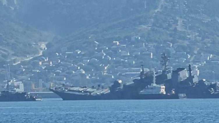 Ukraine sea drone damages small Russian missile ship -Kyiv source