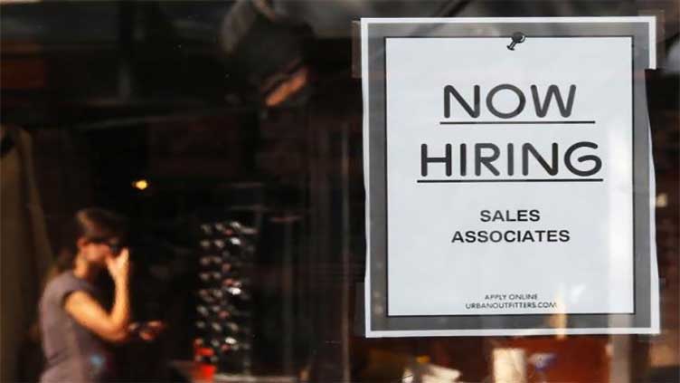 U.S. retailer holiday hiring to drop to levels last seen in 2018- report