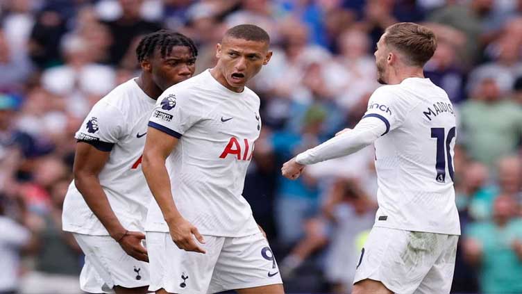 Spurs 'family' behind Richarlison, says skipper Son