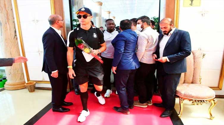 Crowds hail Ronaldo's arrival in Iran ahead of match