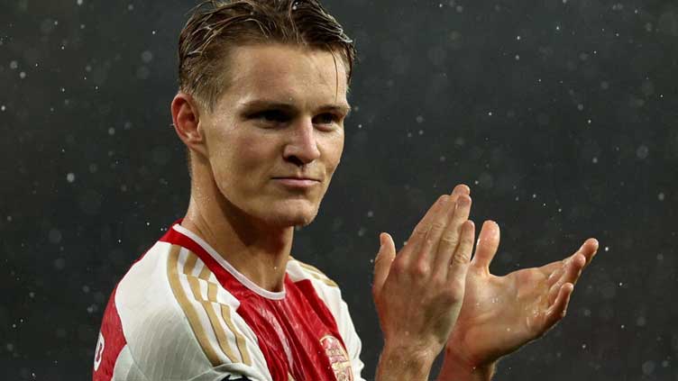 Arsenal captain Odegaard signs new contract