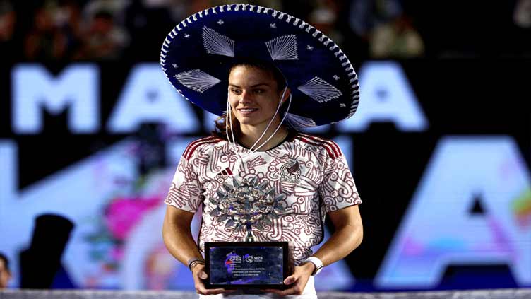 Sakkari beats Dolehide to win Guadalajara title