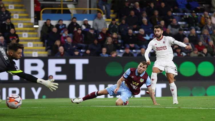 Fernandes eases pressure on United with winner at Burnley