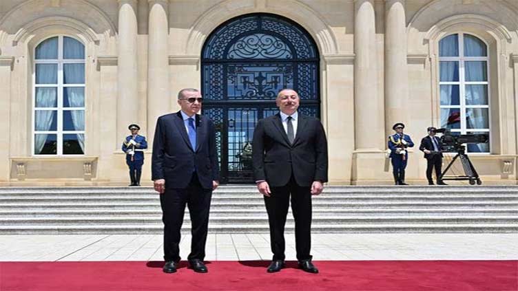 Turkey's Erdogan to meet Azeri's Aliyev as thousands flee Karabakh