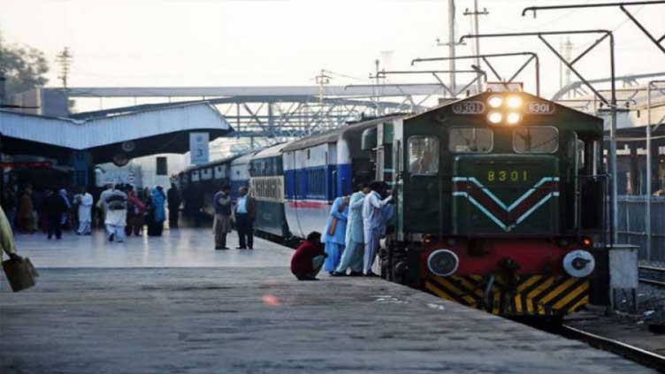 Train service suspended after bridge collapses in Lahore