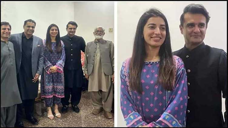 Women's cricket team all-rounder Aliya gets engaged to Waqar Younis' brother