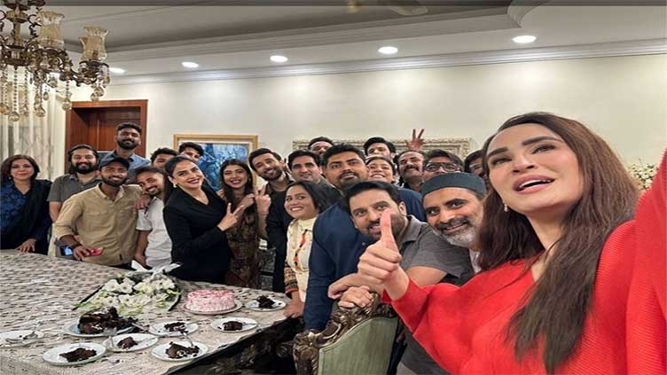 Saba Qamar celebrates birthday with close friends