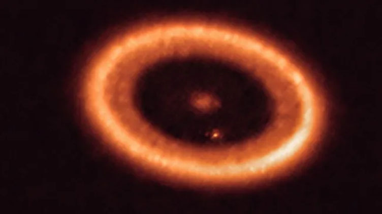 Astronomers discover new planet formation 