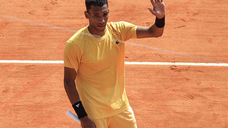 Auger-Aliassime wins Monte Carlo opener, books Alcaraz clash