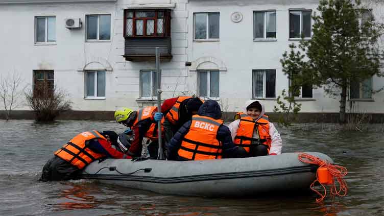 Rising waters in Russia's Kurgan expected to peak on Monday