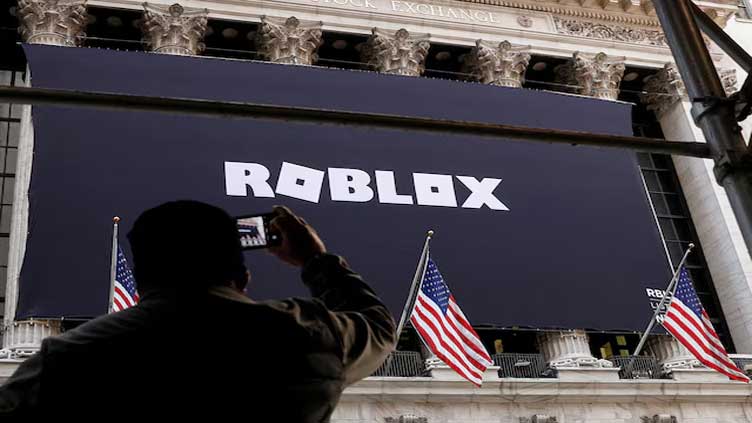 Roblox lifts bookings forecast as mature content draws more paying gamers