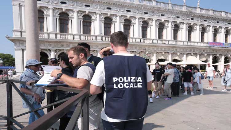 New tourist limits get warm welcome in Venice