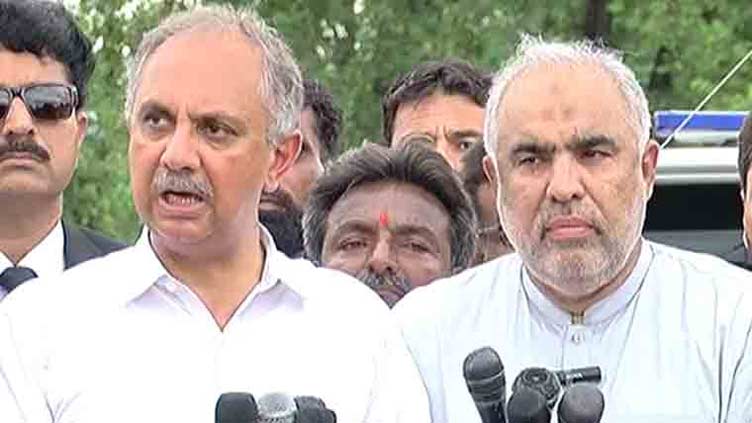 PTI to form grand opposition alliance to oust PML-N government