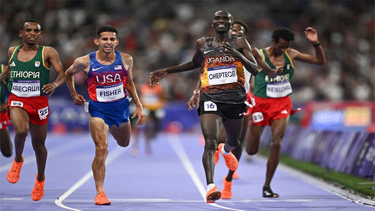 Cheptegei wins first track gold, USA blitz relay record