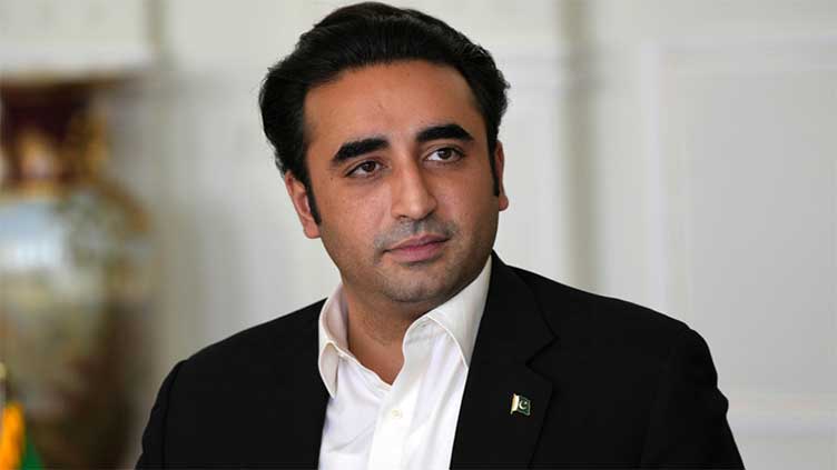 Bilawal pays tributes to martyred policemen