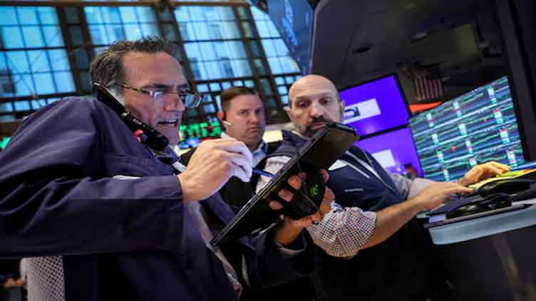 Global stock traders face dip-buying dilemma after crushing selloff