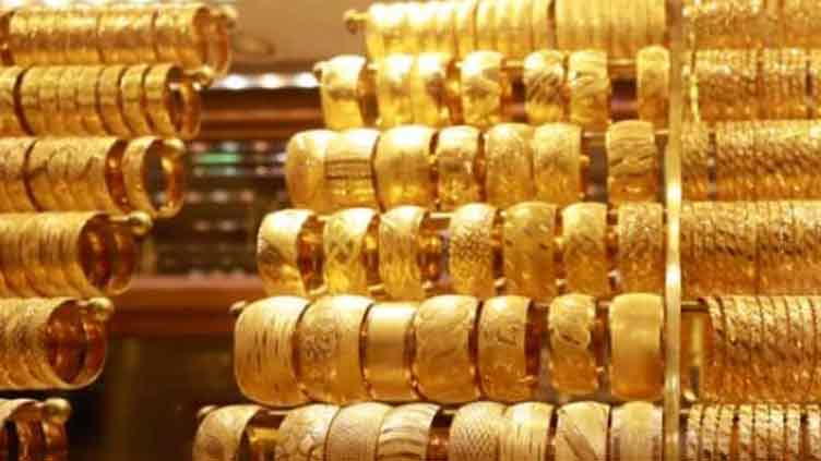 Gold rates dip by Rs500 per tola to Rs256,000