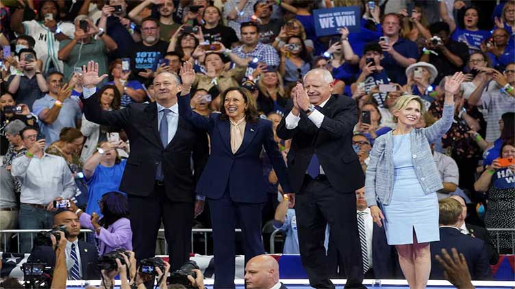 Democrats Harris, Walz campaign together for first time as White House ticket