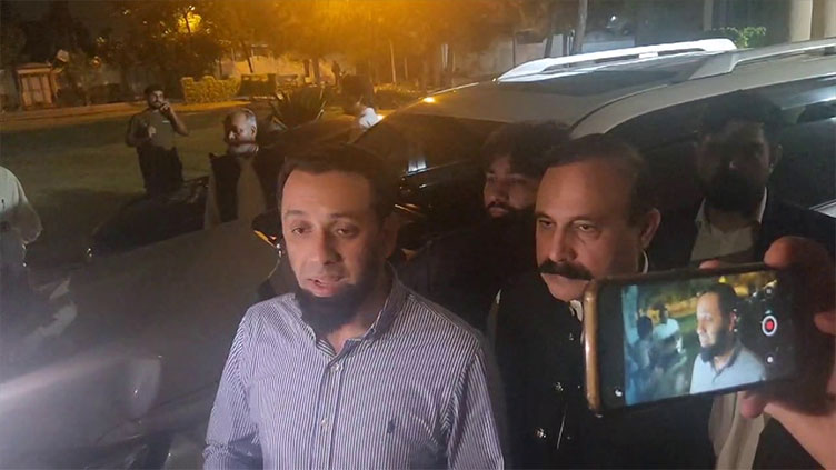 Tarar says positive discussions held with JI leaders