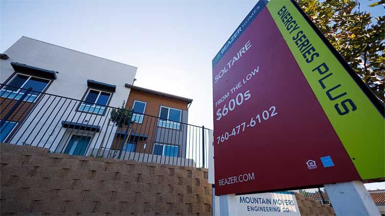 US 30-year mortgage rate drops on weak jobs data, Fed rate-cut signals