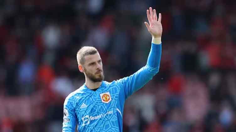 Fiorentina sign Spanish keeper De Gea