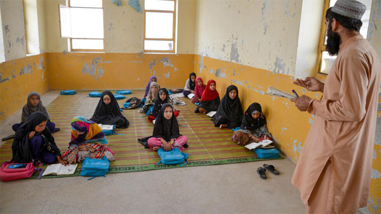 Dunya News 1.4 mn girls banned from Afghan schools since Taliban return: UNESCO