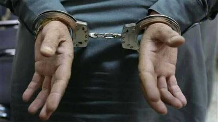 12 burglars arrested after 'encounters' with police in Karachi